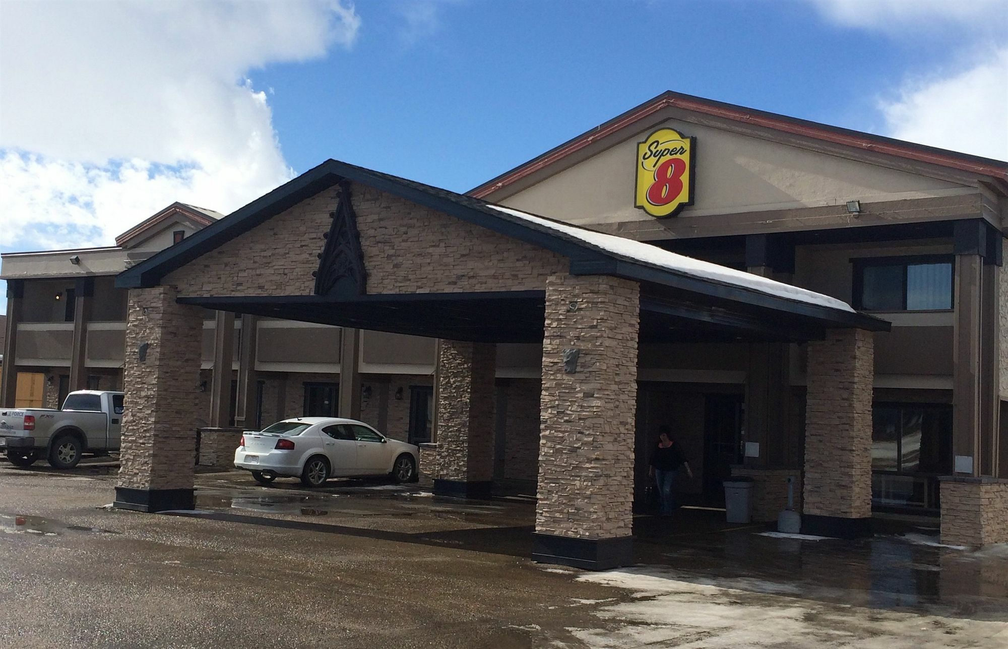 Super 8 By Wyndham Red Deer Hotel Luaran gambar